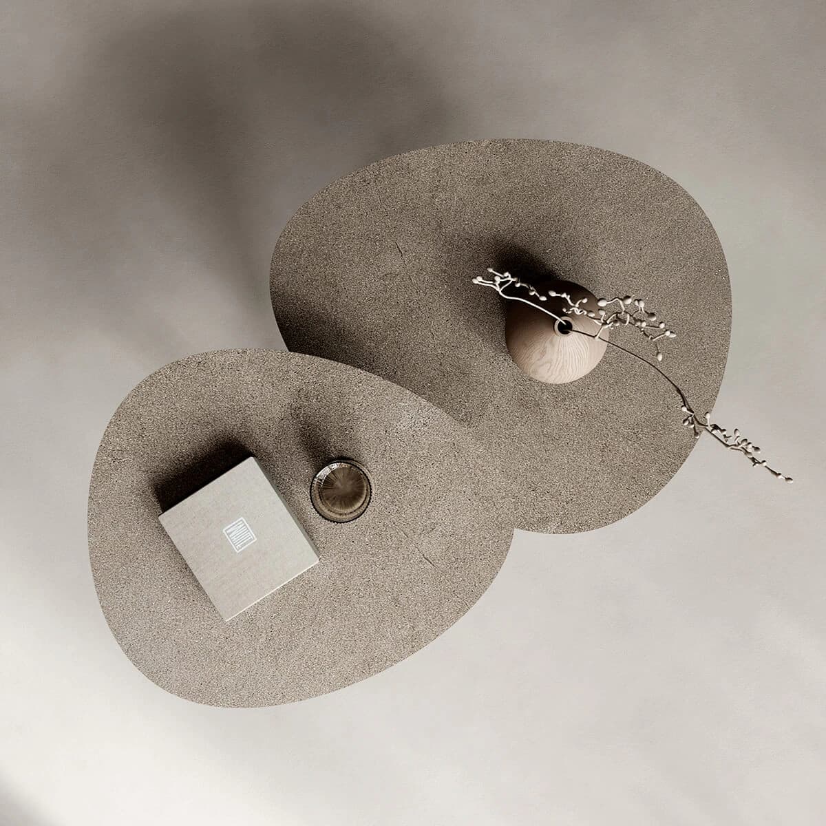 Rolling Coffee Table by Mobliberica Design Team
