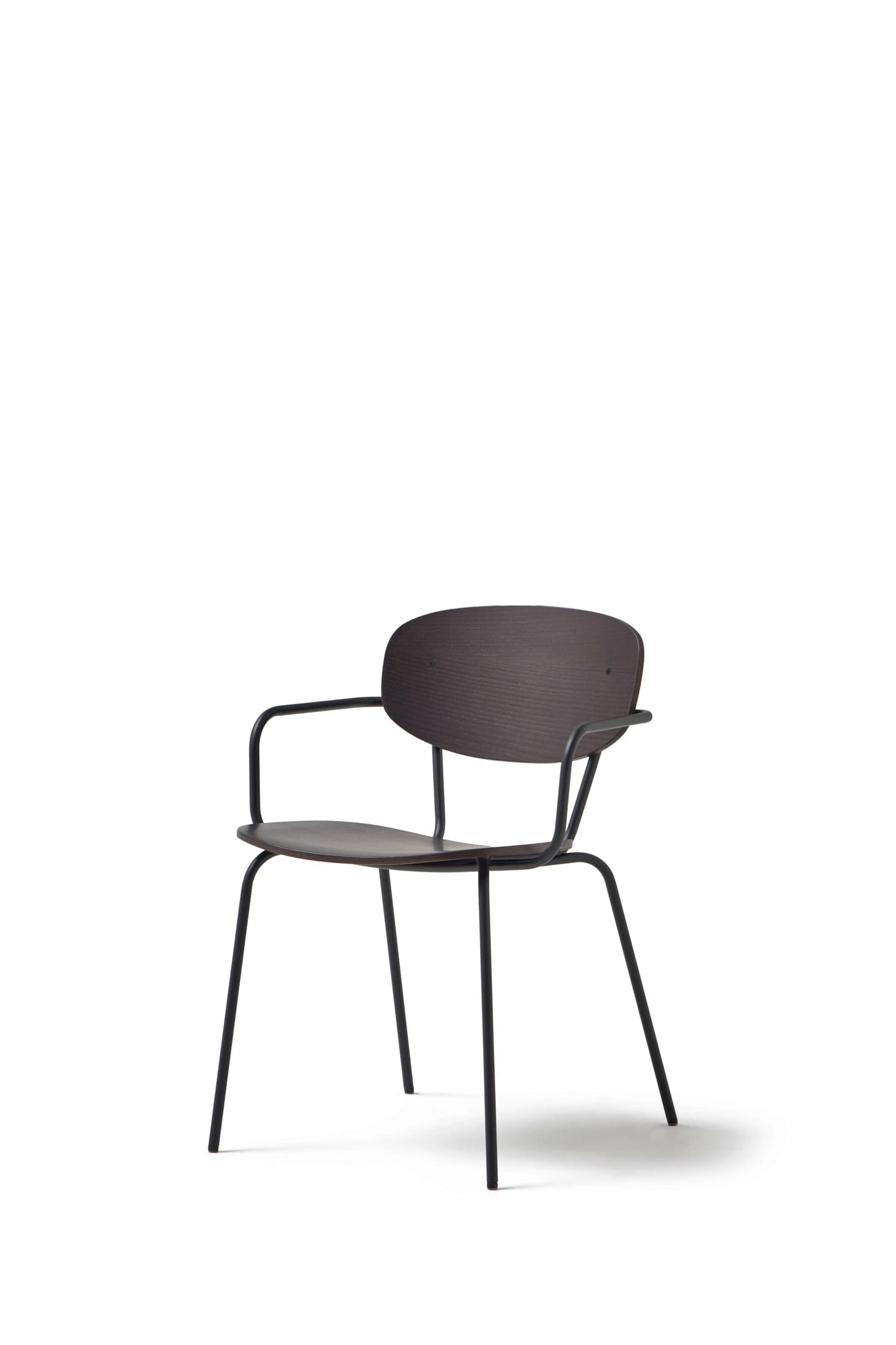 Silueta Chair by Yonoh Studio